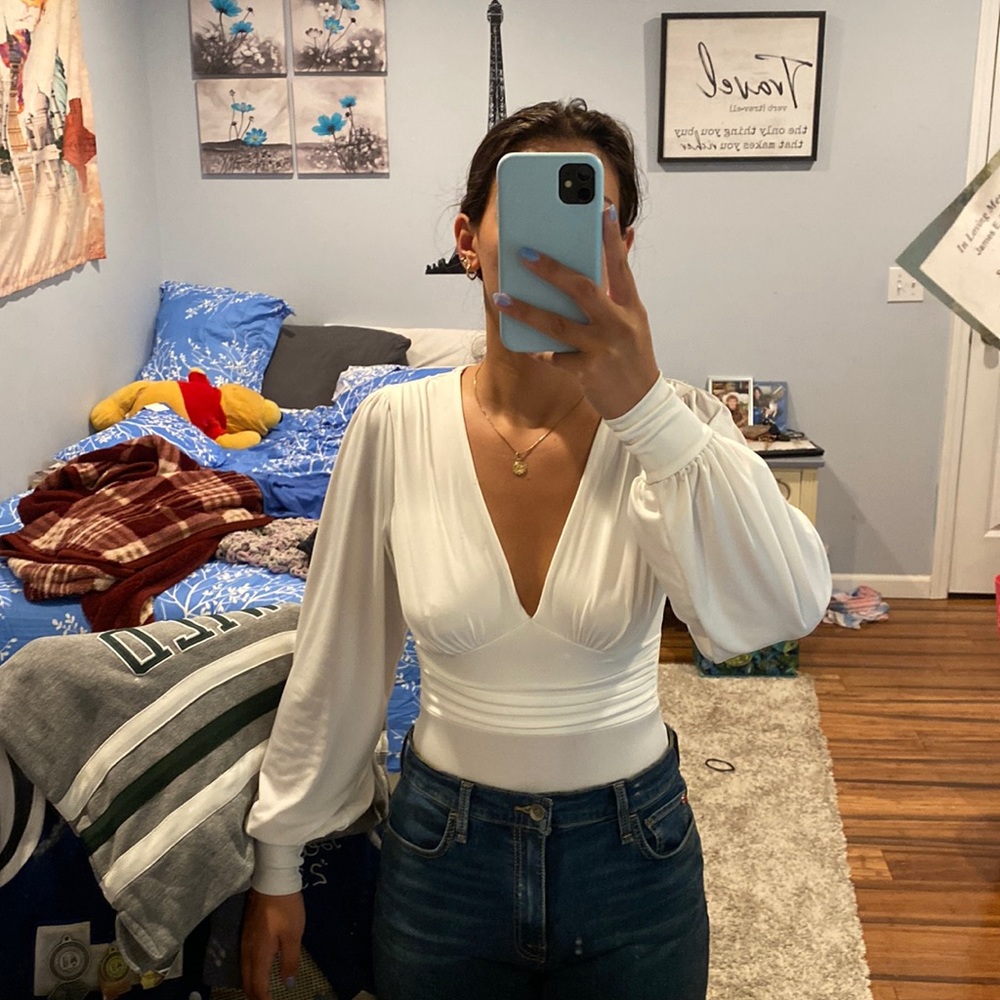 White long sleeve bodysuit size M